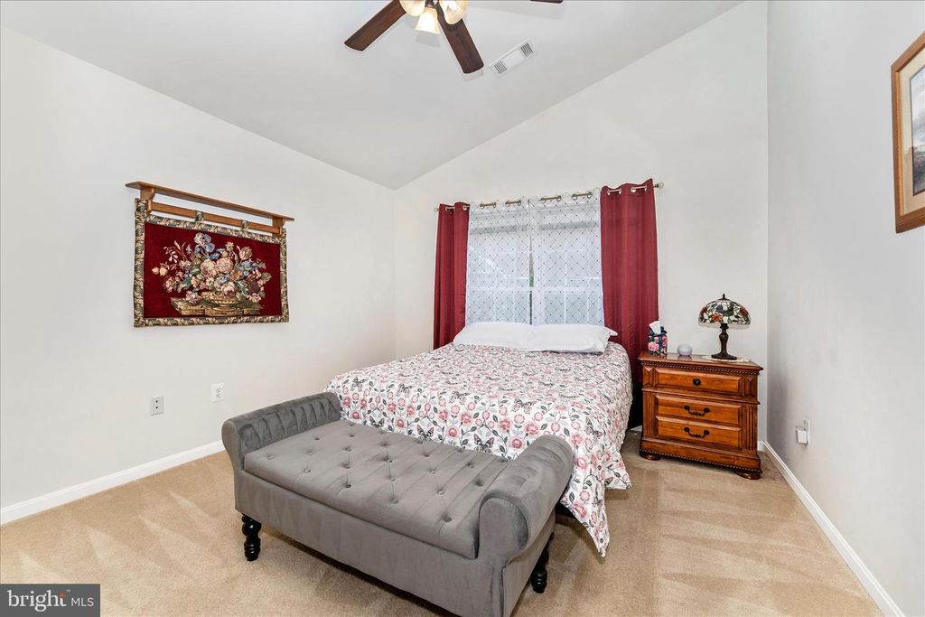 Image 20 of property listing at 2513 SHELLEY CIR #9 3D, Frederick, MD 21702