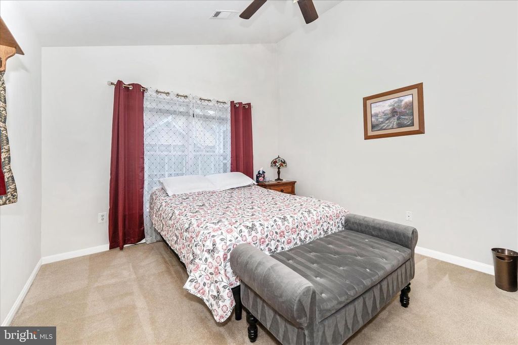 Image 22 of property listing at 2513 SHELLEY CIR #9 3D, Frederick, MD 21702