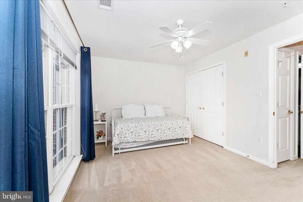 Image 27 of property listing at 2513 SHELLEY CIR #9 3D, Frederick, MD 21702