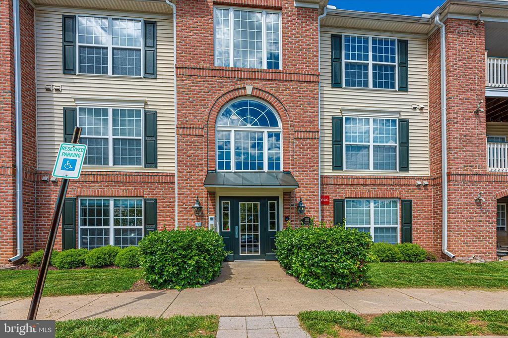 Image 39 of property listing at 2513 SHELLEY CIR #9 3D, Frederick, MD 21702