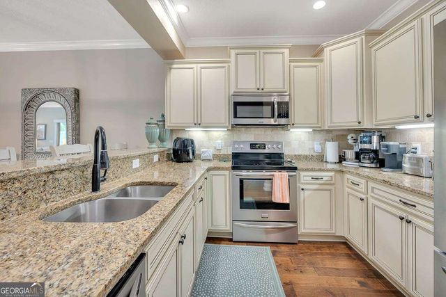 1804 Mariners Circle, St. Simons, GA 31522