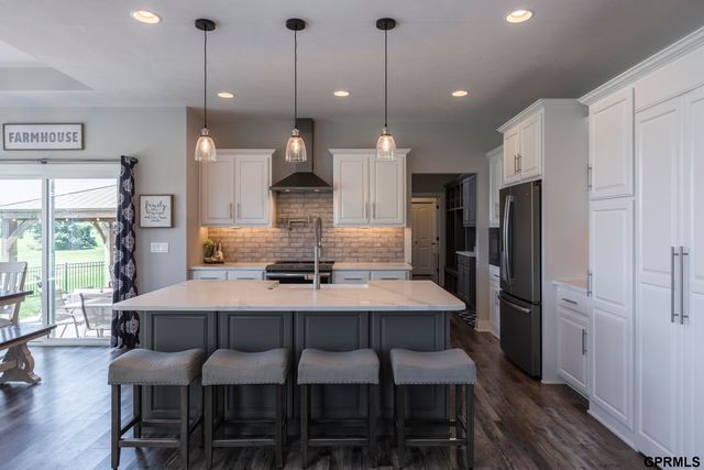 7402 N 281 Avenue, Valley, NE 68064