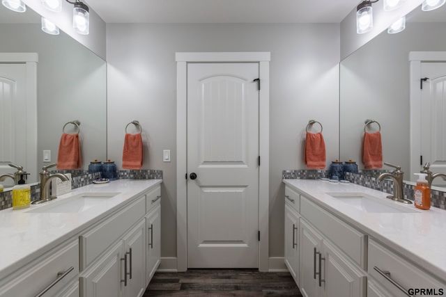 7402 N 281 Avenue, Valley, NE 68064