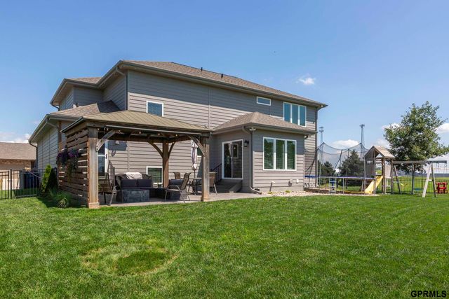 7402 N 281 Avenue, Valley, NE 68064