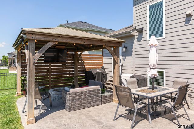 7402 N 281 Avenue, Valley, NE 68064