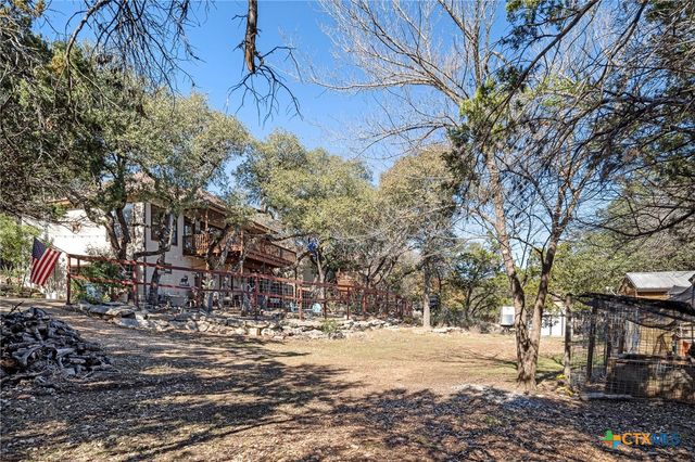 175 Lorne Road, Canyon Lake, TX 78133