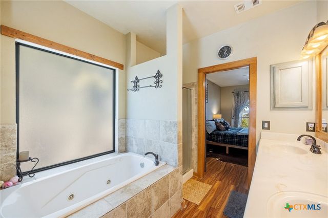 175 Lorne Road, Canyon Lake, TX 78133