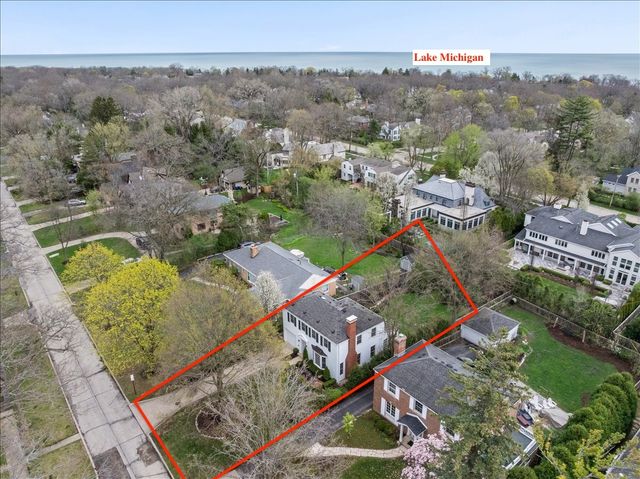 105 Lakeside Place, Highland Park, IL 60035