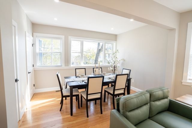 2 Laurel St, Chelsea, MA 02150