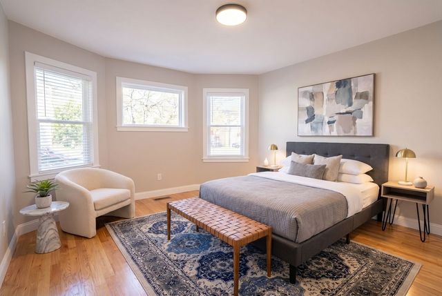 2 Laurel St, Chelsea, MA 02150