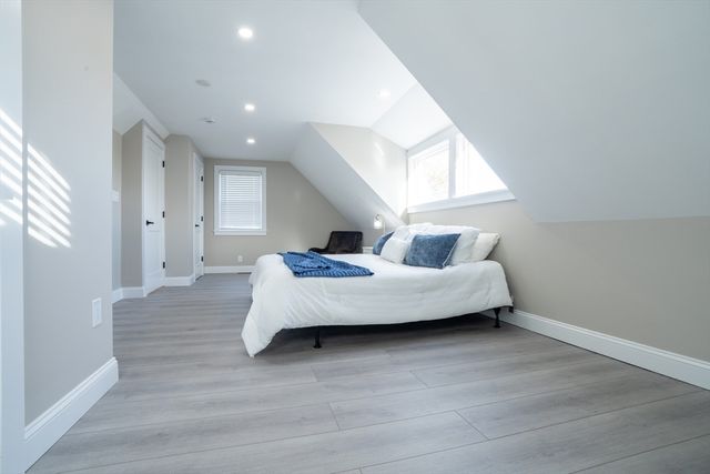 2 Laurel St, Chelsea, MA 02150