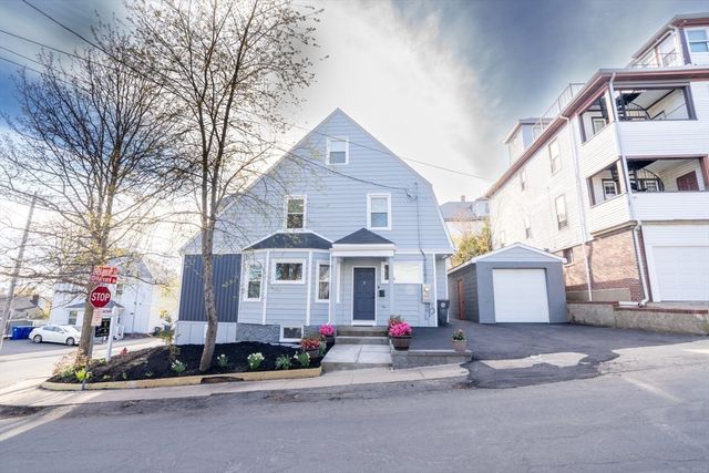 2 Laurel St, Chelsea, MA 02150