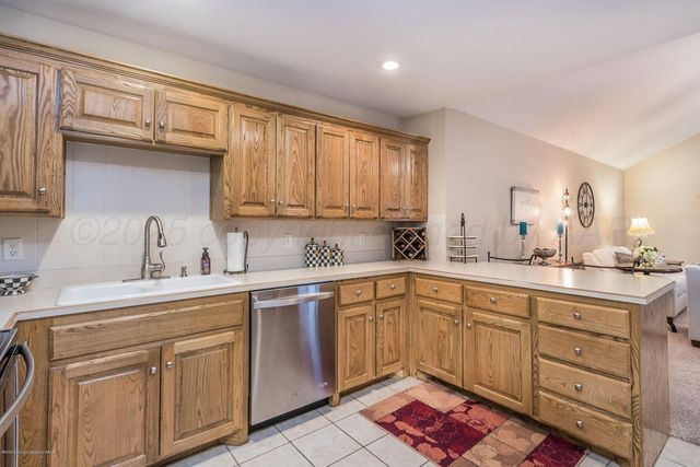 5806 W FARMERS Avenue, Amarillo, TX 79109