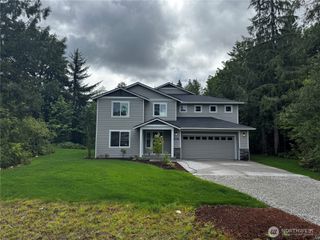 8701 Trillium Lane, Concrete, WA 98237
