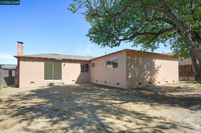 1125 Jensen Dr, Pittsburg, CA 94565