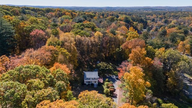 264 Bigelow St, Marlborough, MA 01752