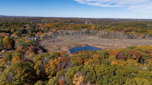 264 Bigelow St, Marlborough, MA 01752