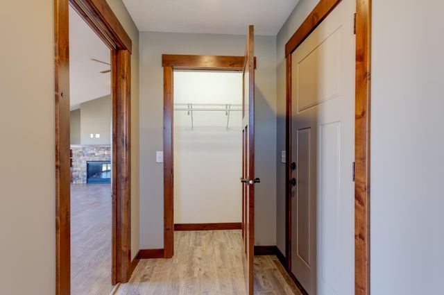 1622 72nd Avenue, Hammond, WI 54015