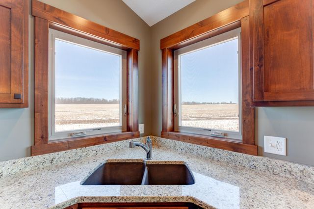 1622 72nd Avenue, Hammond, WI 54015