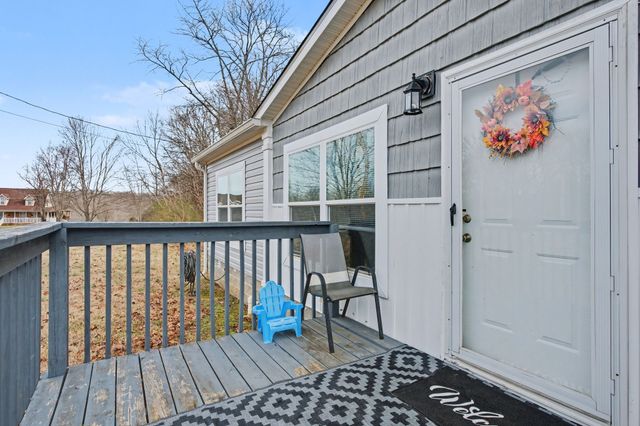 3039 Meadow Ct, Springfield, TN 37172