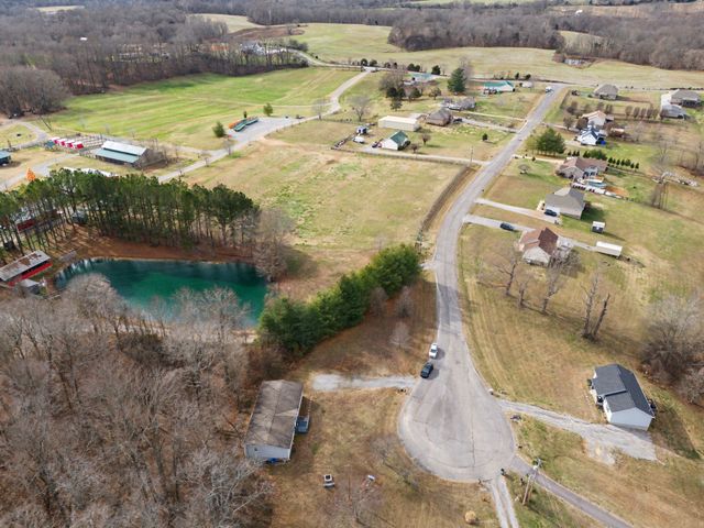 3039 Meadow Ct, Springfield, TN 37172