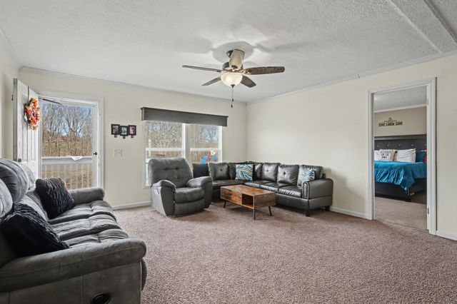 3039 Meadow Ct, Springfield, TN 37172