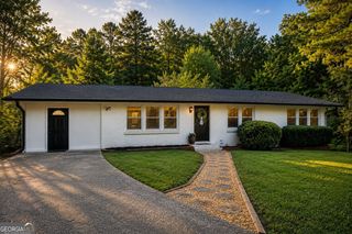1921 E Lake Drive, Marietta, GA 30066