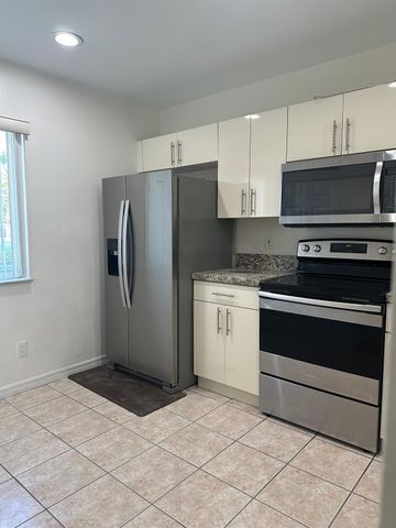 20824 NW 3RD CT 0, Pembroke Pines, FL 33029