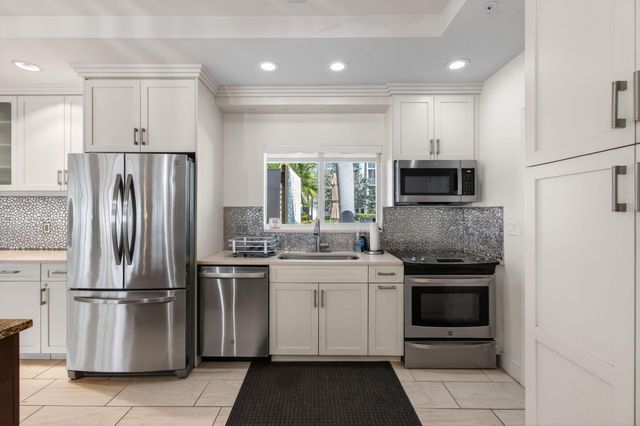 3300 S Ocean Boulevard 320-C, Highland Beach, FL 33487