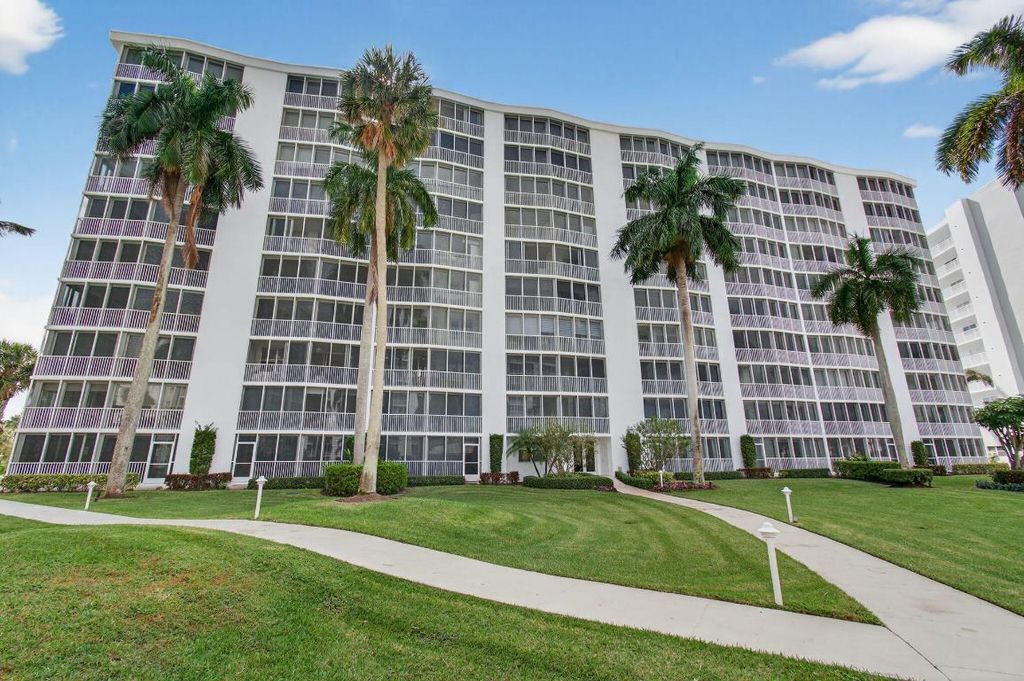 Image 10 of property listing at 3300 S Ocean Boulevard 320-C, Highland Beach, FL 33487