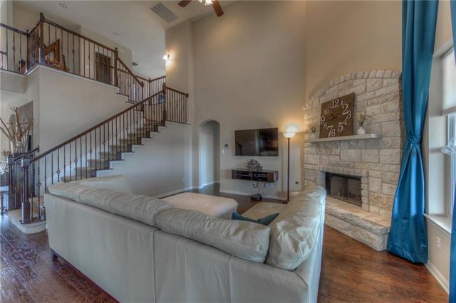 1511 Rimstone DR, Cedar Park, TX 78613