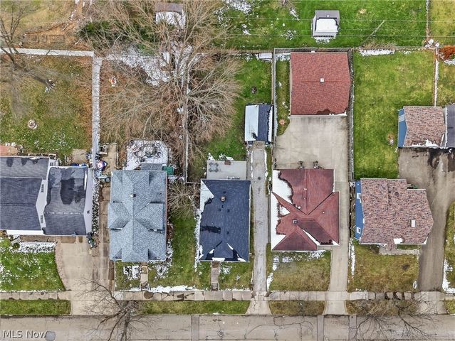 1156 Parkside Drive, Alliance, OH 44601