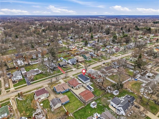 1156 Parkside Drive, Alliance, OH 44601