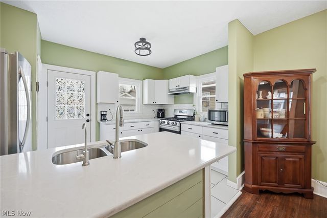 1156 Parkside Drive, Alliance, OH 44601