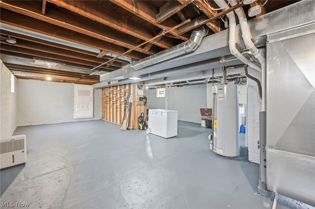 1156 Parkside Drive, Alliance, OH 44601