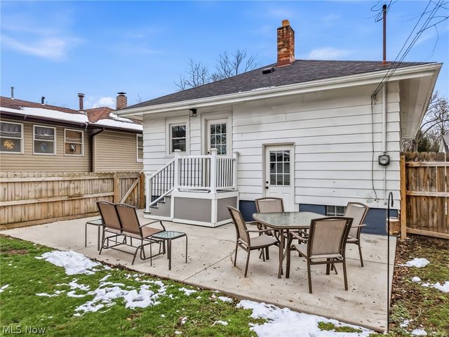 1156 Parkside Drive, Alliance, OH 44601