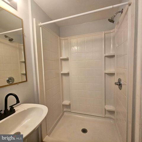 1441 KIRKWOOD, Gwynn Oak, MD 21207