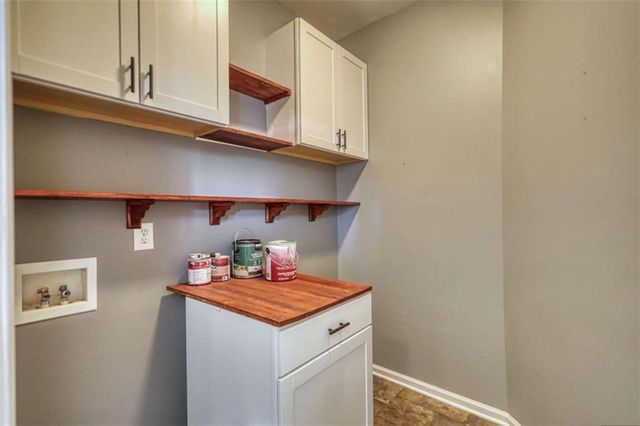 171 Emily Forest Way, Pendergrass, GA 30567