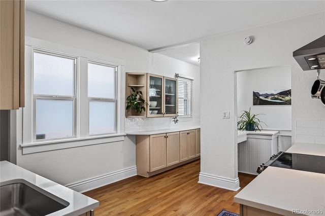 392 S Clarkson Street, Denver, CO 80209
