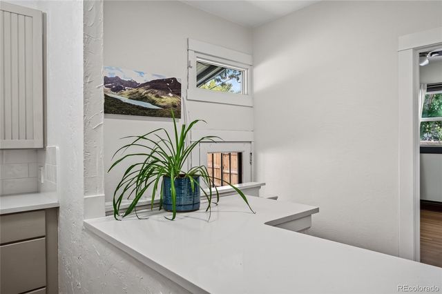 392 S Clarkson Street, Denver, CO 80209