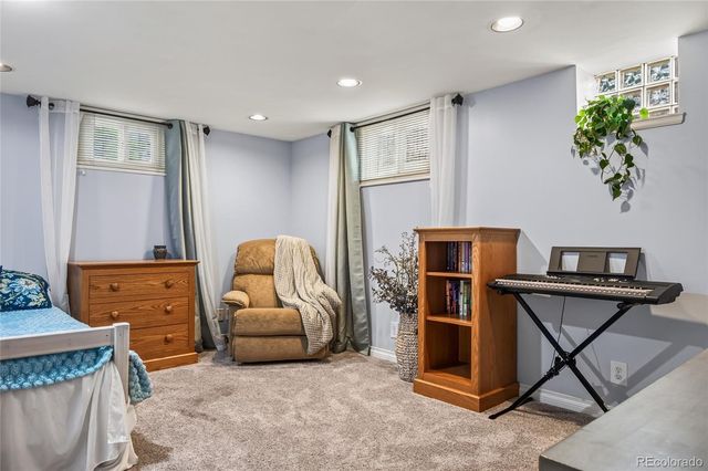 392 S Clarkson Street, Denver, CO 80209
