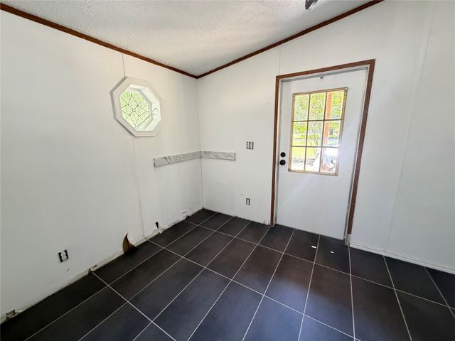 1010 Glen Brook Drive, Pecan Hill, TX 75165