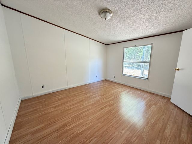 1010 Glen Brook Drive, Pecan Hill, TX 75165