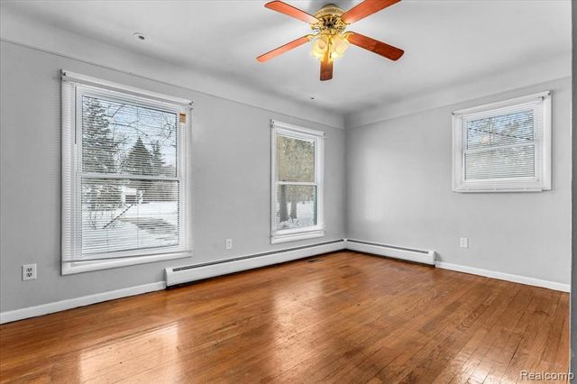 24729 Kinsel Street, Southfield, MI 48033