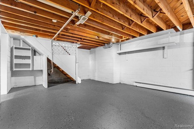 24729 Kinsel Street, Southfield, MI 48033