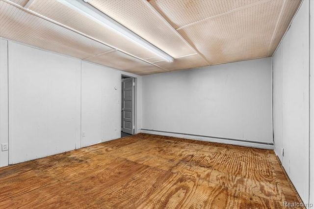 24729 Kinsel Street, Southfield, MI 48033