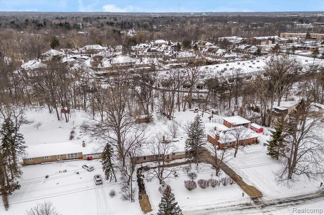 24729 Kinsel Street, Southfield, MI 48033