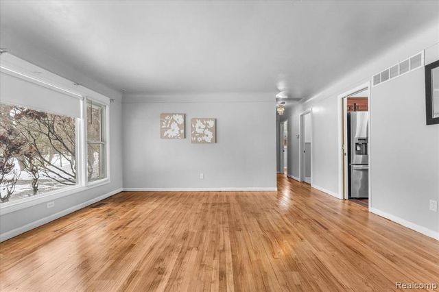 24729 Kinsel Street, Southfield, MI 48033