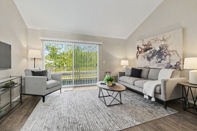 2103 Stone School Circle, Ann Arbor, MI 48108