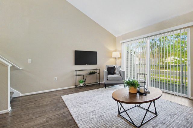 2103 Stone School Circle, Ann Arbor, MI 48108